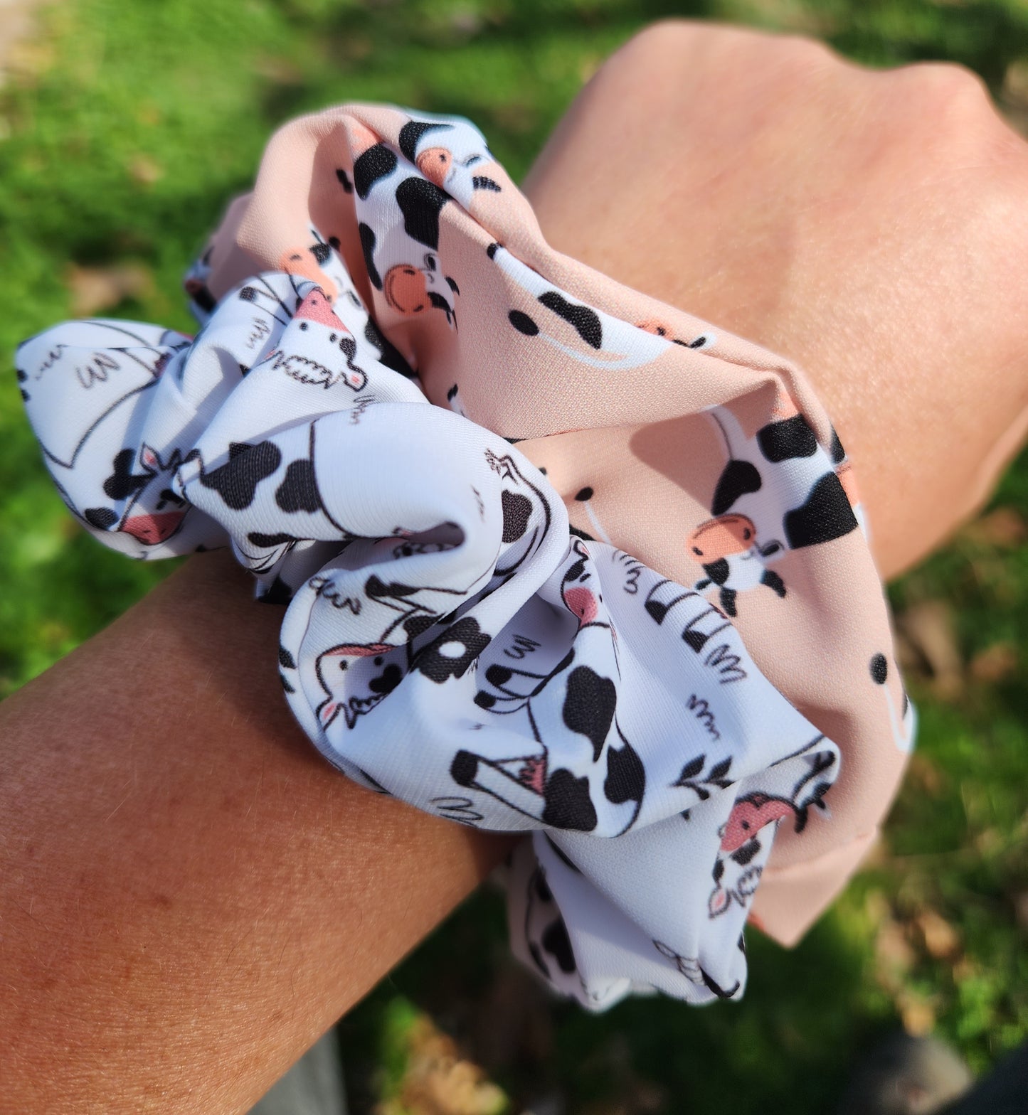 2 pack cow scrunchie